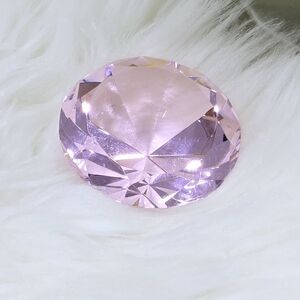 Crystal Pink Cut Glass Diamond Paperweight w/original box